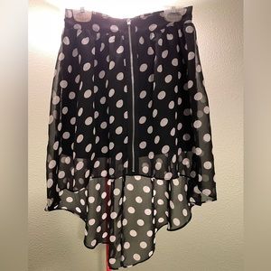 Girls size medium Disney D-signed Flowy polka dot skirt w zipper